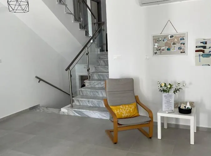 Villa Phos *