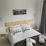 Villa Phos