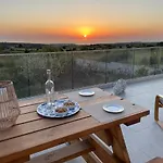 Villa Phos