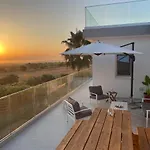 Phos Villa