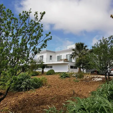 Phos Villa *