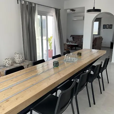 Villa Phos