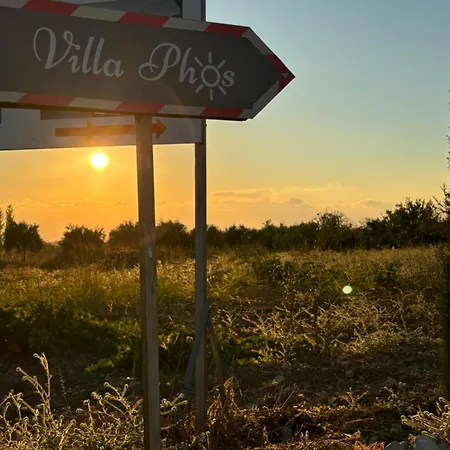 Phos Villa *