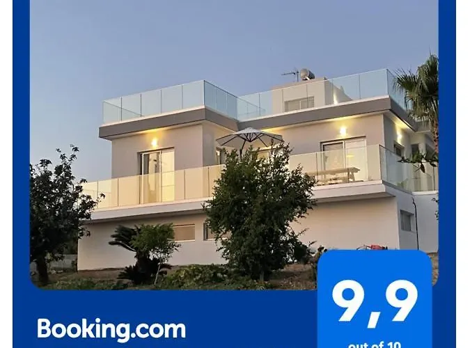 Villa Phos *